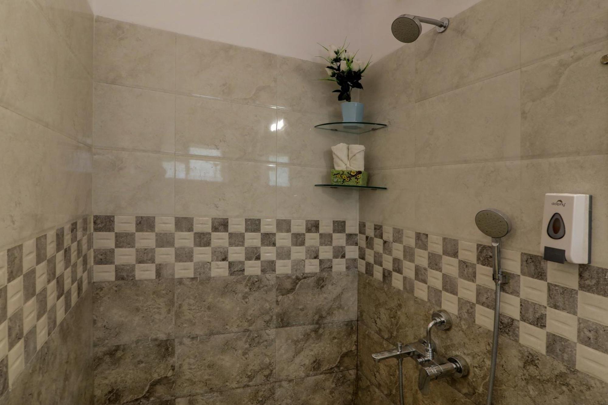 Ludo Private Pool Villa, Wifi-Caretaker-Parking, North Goa باغا المظهر الخارجي الصورة